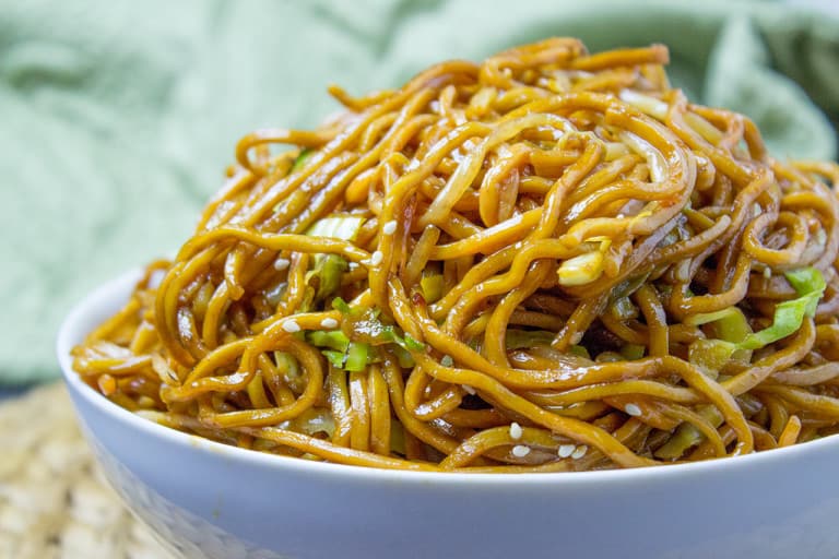 Chunin Food Classic Chinese Chow Mein - Dragon Food